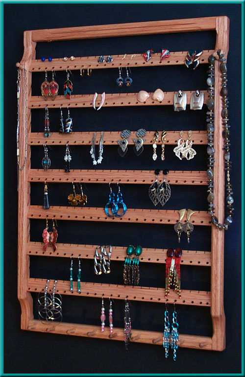7-Tier Earring Holder Close-Up